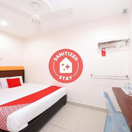 Oyo 575 Hotel Dns Ipoh Exterior foto