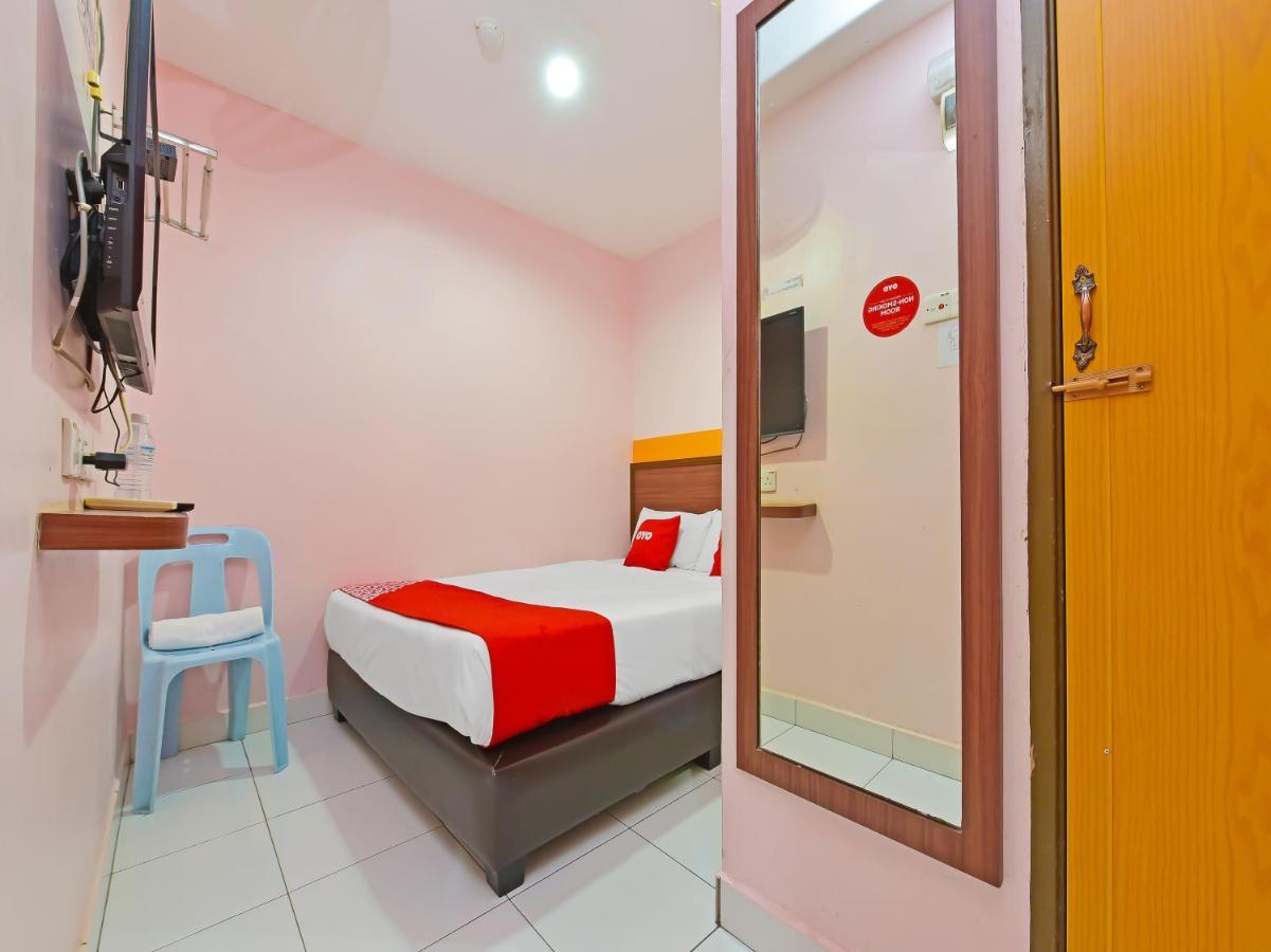 Oyo 575 Hotel Dns Ipoh Exterior foto
