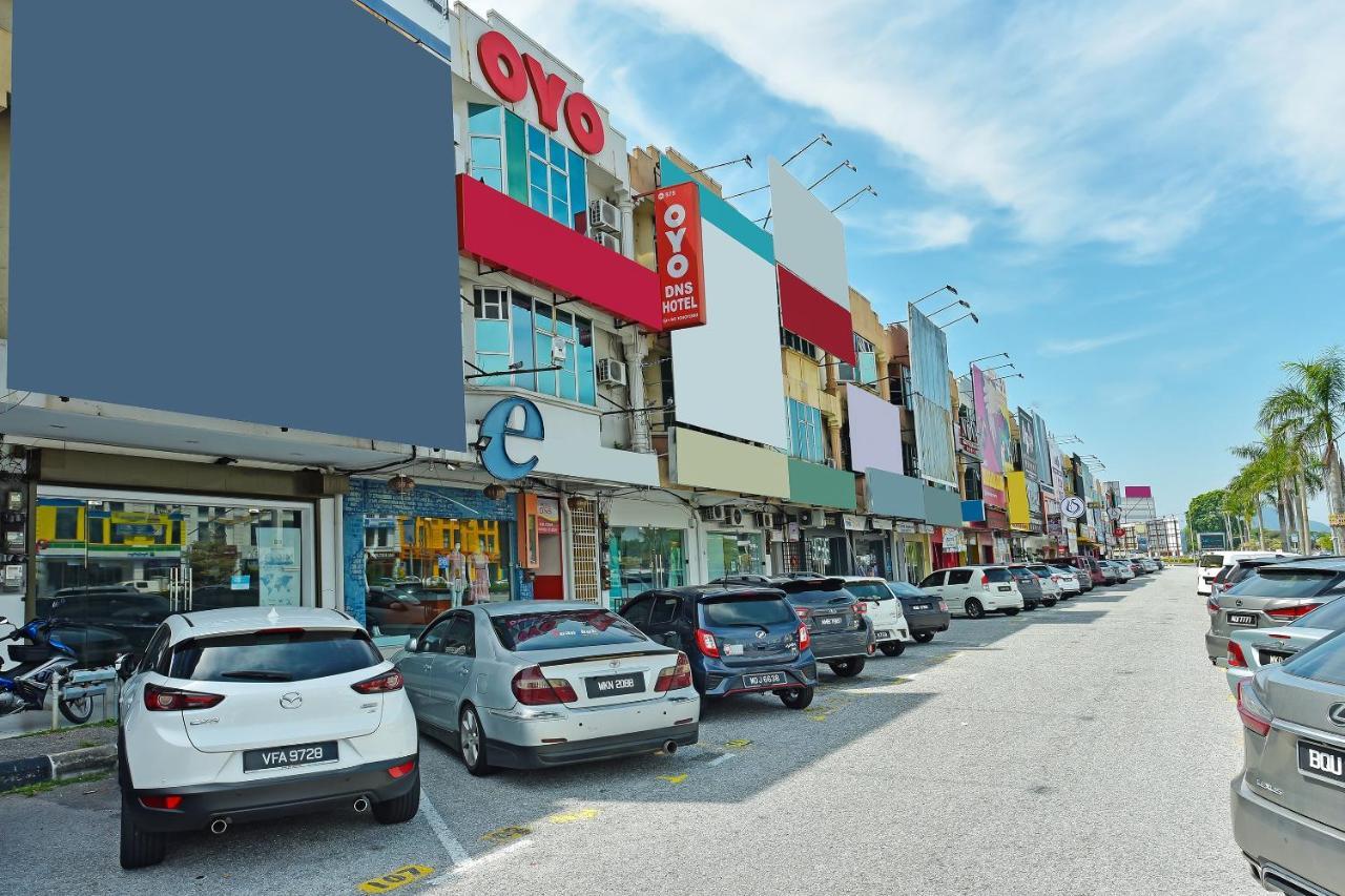 Oyo 575 Hotel Dns Ipoh Exterior foto